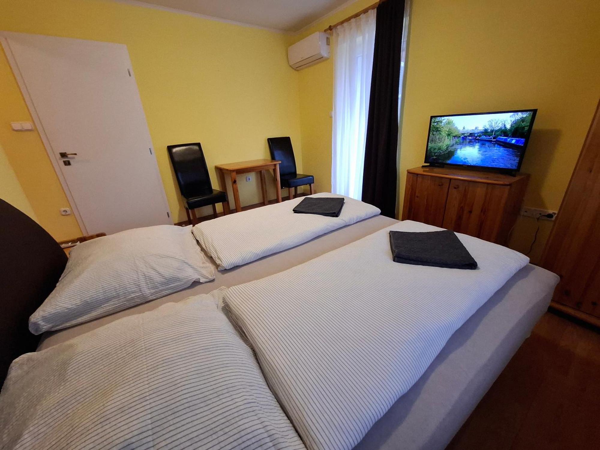 Ilona Apartmanhaz * Siófok